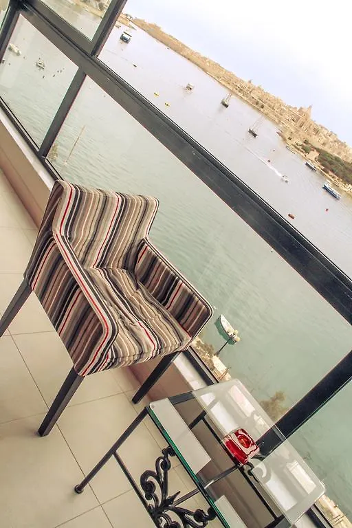 Strand Mansions Sliema